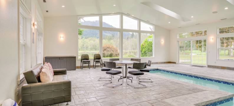 私人池塘和室内泳池：大阿灵顿别墅！(Private Pond & Indoor Pool: Grand Arlington Villa!)图片