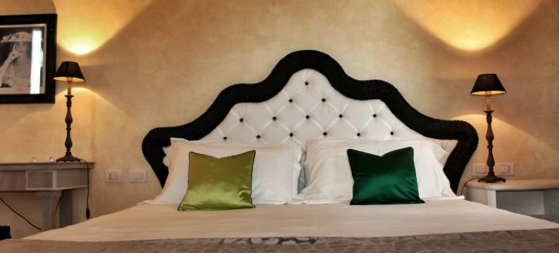 斯里酒店(Siri Hotel)图片