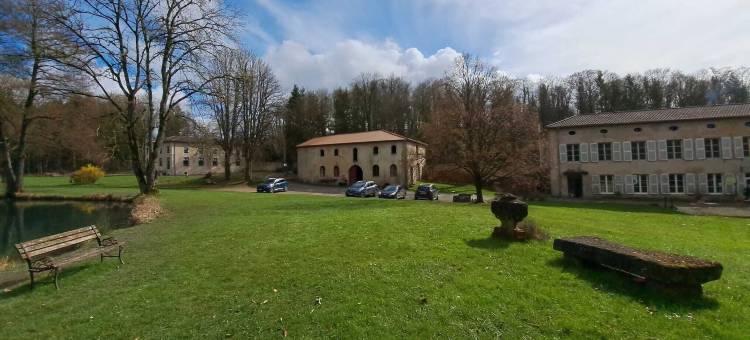 索默迪耶于埃区旅馆酒店(Lodge Hôtel de Sommedieue Verdun)图片