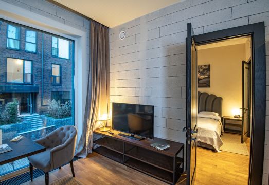 Warm House Apart Hotel Hotel Overview