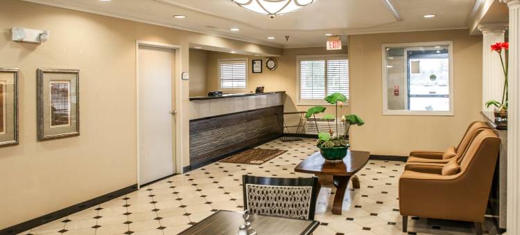 印第安纳波利斯南I-65舒适酒店(Comfort Inn Indianapolis South I-65)图片