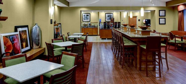希尔顿欢朋酒店-彼得斯堡南方公园购物中心(Hampton Inn Petersburg-Southpark Mall)图片