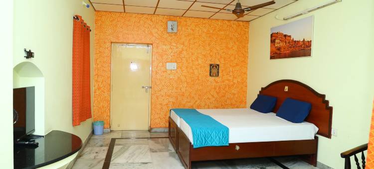 斯里萨普塔吉里旅馆(Sri Sapthagiri Lodge)图片