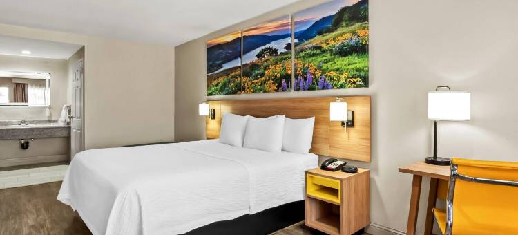 丰塔纳-里阿尔托戴斯酒店(Days Inn by Wyndham Fontana / Rialto)图片