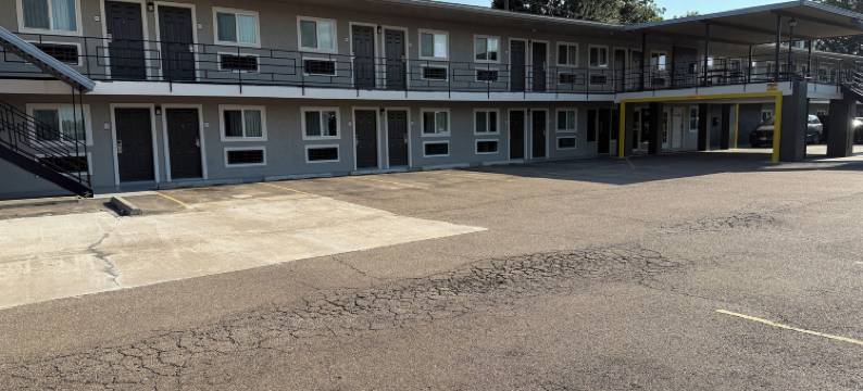 波士顿客栈(Bostonian Inn)图片