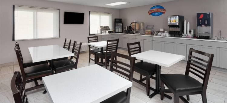 Baymont by Wyndham Oshkosh Airport(Baymont by Wyndham Oshkosh Airport)图片