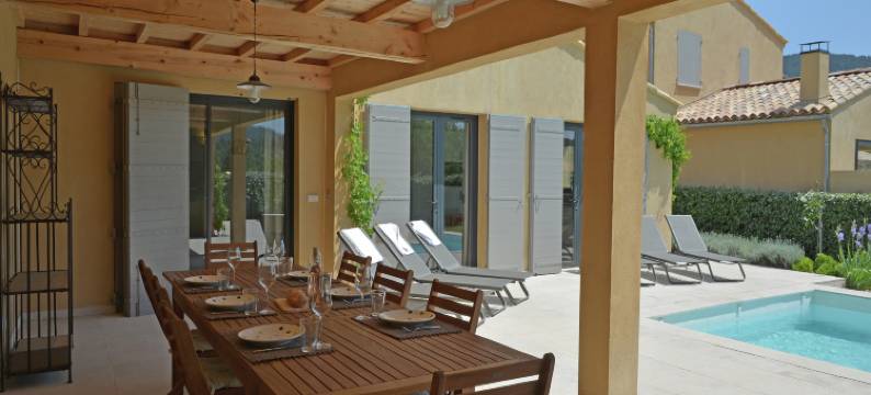 Villa in Malaucène near Mount Ventoux图片