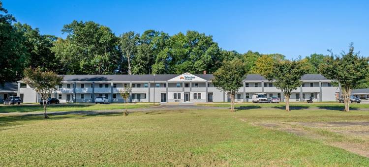 纽波特纽斯郊区开间 – 汉普顿(Paradise Suites - Newport News & Jefferson Ave)图片