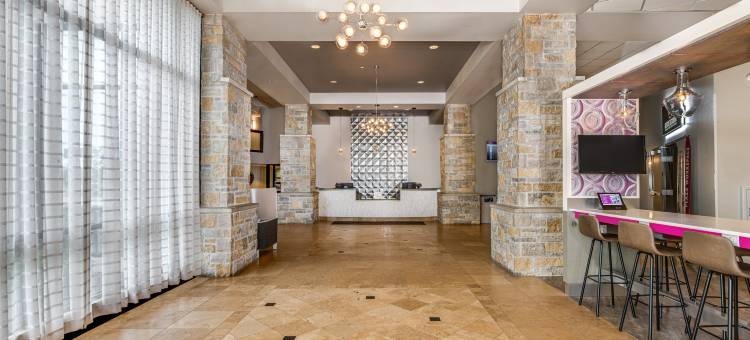 Crowne Plaza 密尔沃基机场 by IHG(Crowne Plaza Milwaukee Airport by IHG)图片