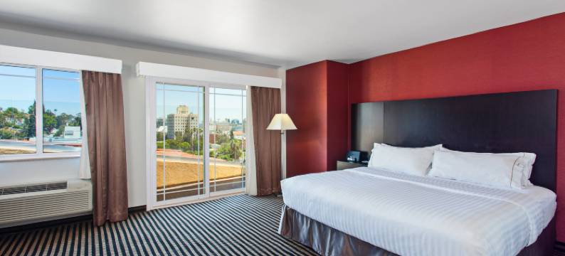 好莱坞星光大道智选假日酒店及套房(Holiday Inn Express & Suites HOLLYWOOD WALK OF FAME by IHG)图片