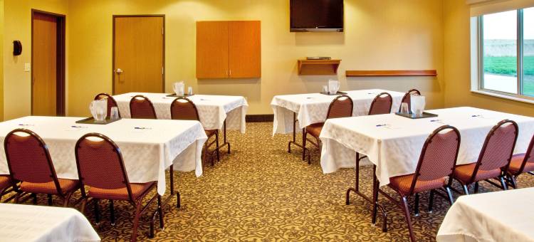 智选假日套房酒店谢尔顿(Holiday Inn Express & Suites Sheldon)图片