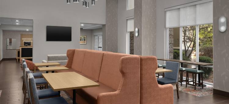 亨特斯维尔欢朋套房酒店(Hampton Inn & Suites Huntersville)图片