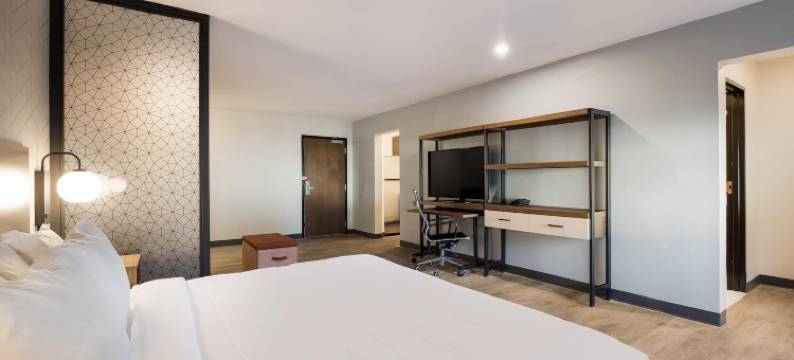 永恒之家套房科罗那(Everhome Suites Corona)图片