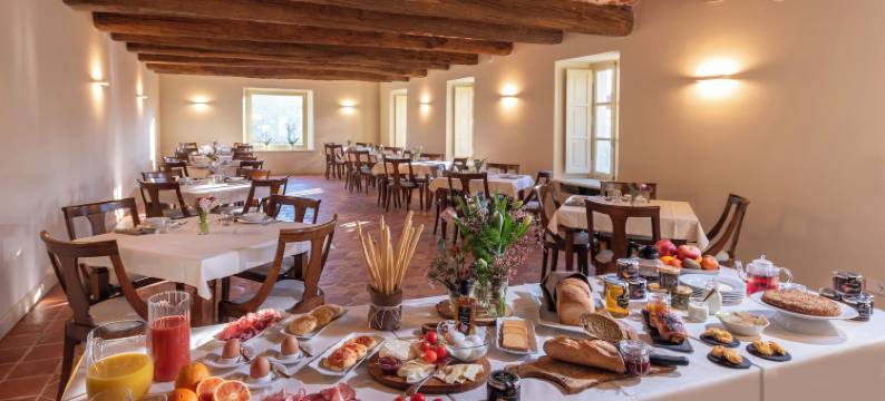 瓦雷纠奥克斯农庄酒店(Agrisuite le Querce del Vareglio)图片