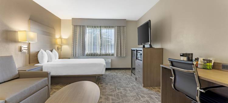 凯托曼市贝斯特韦斯特套房酒店(Best Western Kettleman City Inn  Suites)图片