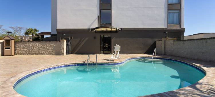 假日酒店及套房哥伦比亚东北 - 杰克逊堡地区 IHG(Holiday Inn & Suites Columbia NE - FT Jackson Area)图片