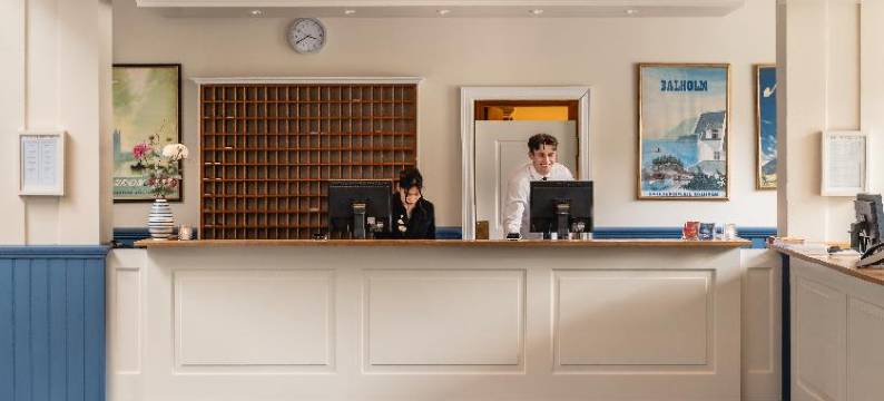 历史酒店(Kviknes Hotel)图片