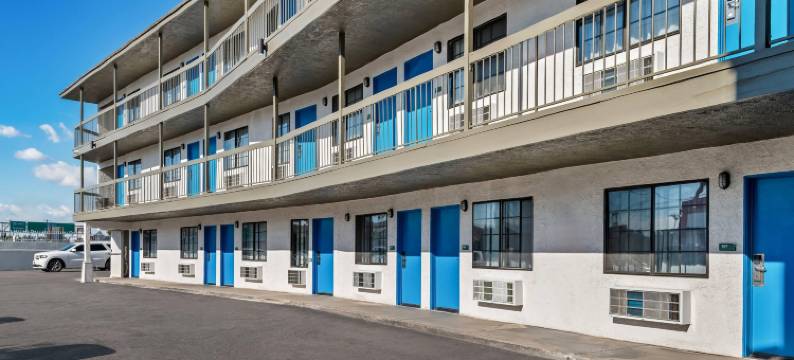 商业路旅馆 - 洛杉矶(Rodeway Inn Commerce - Los Angeles)图片