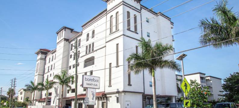 赤脚海滩俱乐部酒店(Barefoot Beach Club)图片