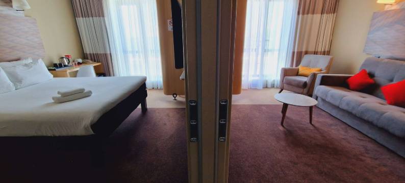 宜必思阿克特贝酒店(Ibis Aktobe)图片