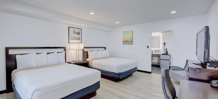 圣迭戈-市中心-会议中心戴斯酒店(Days Inn by Wyndham San Diego/Downtown/Convention Center)图片