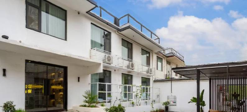 DESIGNER城市·民宿(安阳博物馆万达广场店)图片