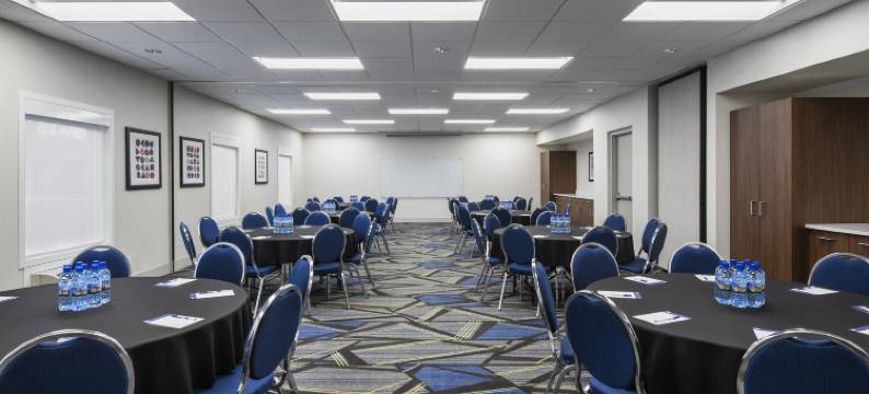 智选假日套房酒店萨斯卡通(Holiday Inn Express & Suites SASKATOON CENTRE by IHG)图片