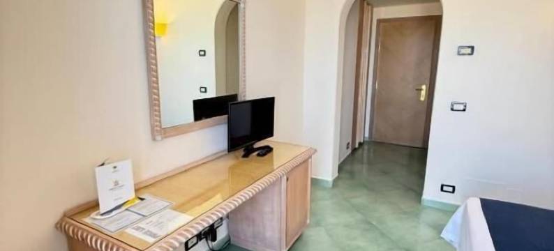 阿尔巴特罗斯酒店(Hotel Albatros)图片