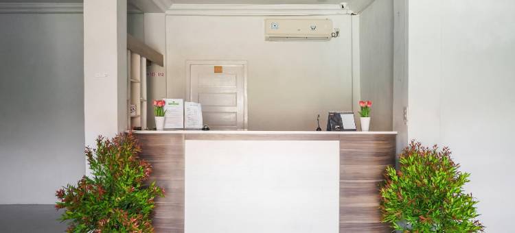红多兹伊斯兰酒店-邦里玛尼亚卡马卡姆亚奇(RedDoorz Syariah @ Panglima Nyak Makam Aceh)图片