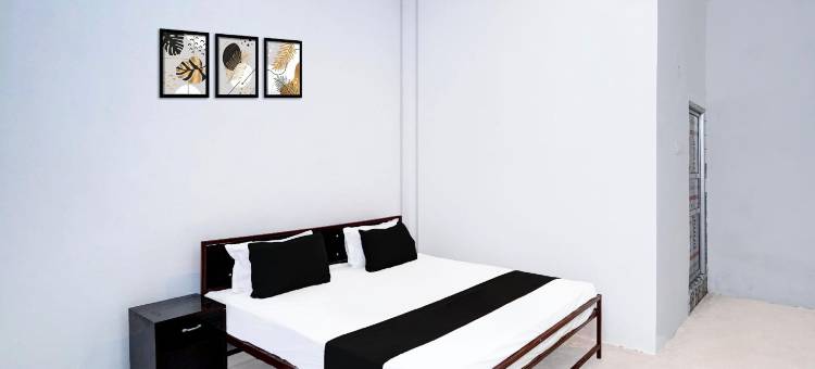 Spot on by OYO Hotel Lakshya Ghatampur图片
