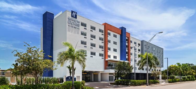迈阿密国际机场-第36街智选假日套房酒店 洲际旗下(Holiday Inn Express & Suites MIAMI INTL AIRPORT - 36TH ST by IHG)图片