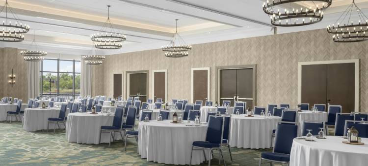 威尔明顿河滨希尔顿大使套房酒店(Embassy Suites by Hilton Wilmington Riverfront)图片