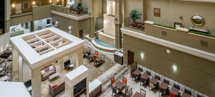 纳什维尔州范德比尔特希尔顿安泊酒店(Embassy Suites by Hilton Nashville at Vanderbilt)图片