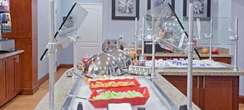 Staybridge Suites 休斯顿斯塔福德 - 舒格兰(Staybridge Suites HOUSTON STAFFORD - SUGAR LAND by IHG)图片