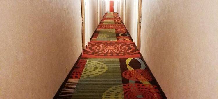 阿尔皮纳华美达酒店及会议中心(Ramada by Wyndham Alpena Hotel & Conference Center)图片