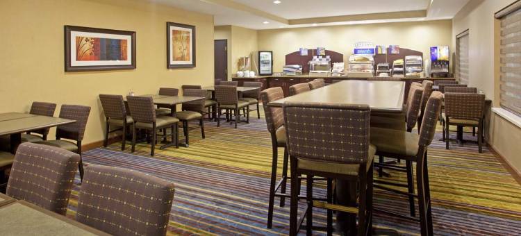 智选假日套房酒店查尔斯顿(Holiday Inn Express & Suites Charleston-Kanawha City)图片
