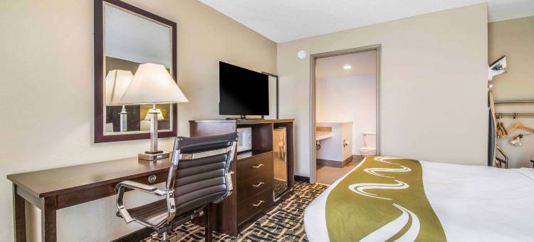 品质套房酒店(Quality Inn & Suites)图片