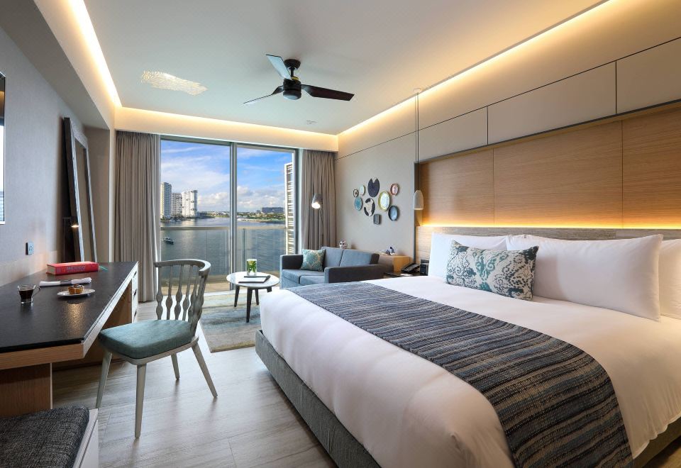 Renaissance Cancun Resort & Marina Hotel Overview