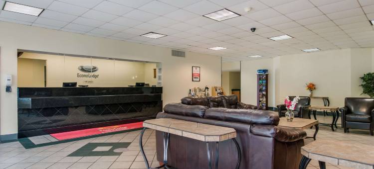 伊克诺套房酒店(Econo Lodge Inn & Suites)图片