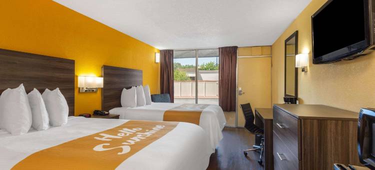 汉普顿戴斯酒店-近体育馆会议中心(Days Inn by Wyndham Hampton Near Coliseum Convention Center)图片