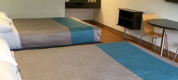 佛罗里达代托纳比奇- 赛道 6号汽车旅馆(Motel 6 Daytona Beach, FL - Speedway)图片