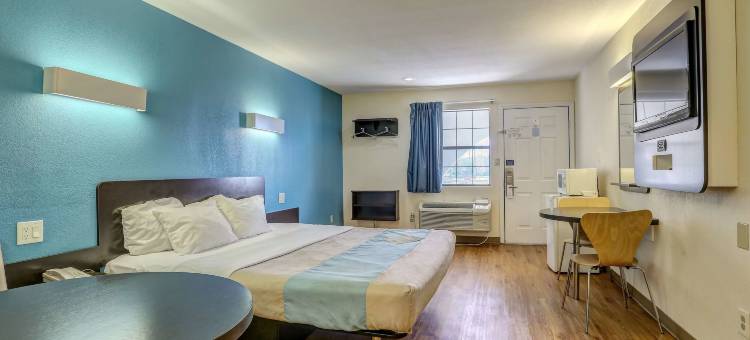 迪克森6号汽车旅馆(Motel 6 Dickson, TN)图片