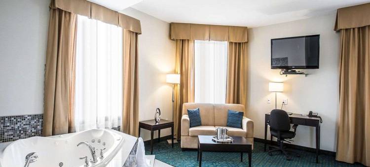 舒适酒店-拜耳湖(Comfort Hotel Bayer's Lake)图片