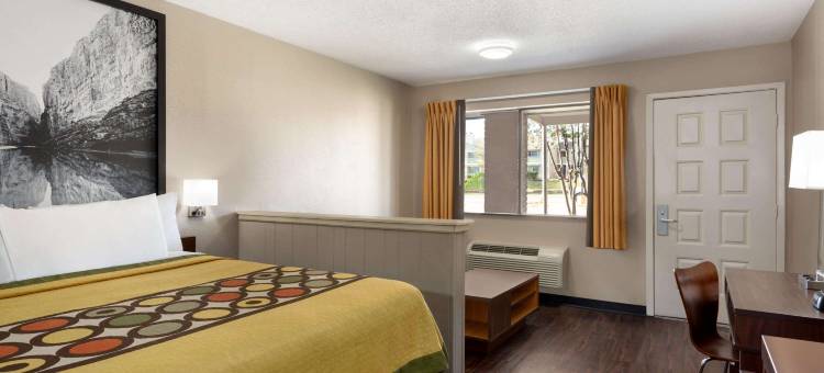 环球影城速8酒店(Super 8 by Wyndham Universal City)图片