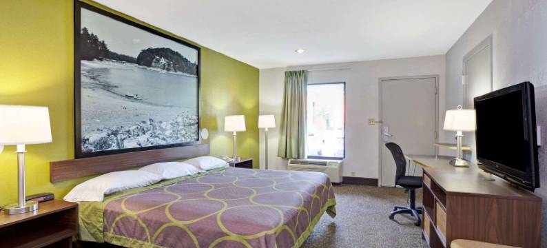 盖恩斯维尔速8酒店(Super 8 by Wyndham Gainesville)图片