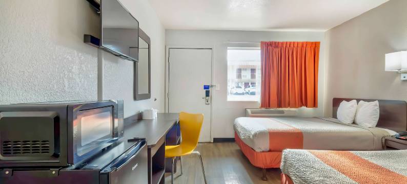 盖洛普6号汽车旅馆(Motel 6 Gallup, NM)图片