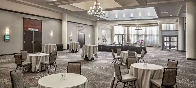 希尔顿萨克拉门托阿登西酒店(Hilton Sacramento Arden West)图片