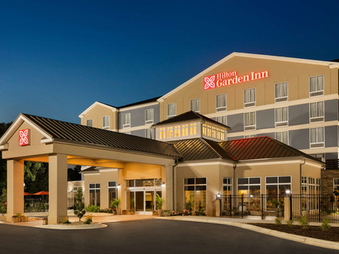 史特斯维尔希尔顿花园酒店