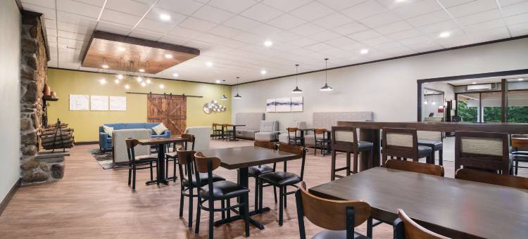 普利茅斯旅店 - 白山贝斯特韦斯特酒店(Best Western Plymouth Inn-White Mountains)图片