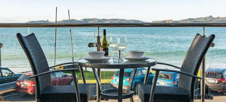 水边棕榈公寓(Edgewater Palms Apartments)图片